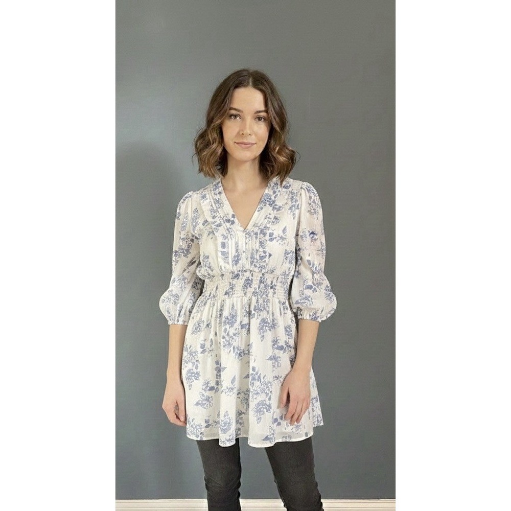 J.O.E.E. Floral Print‎ V-Neck Smocked Waist Tiered Mini Dress White Blue Women's